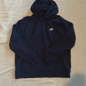 XL mens navy nike hoodie fits like a L ; worn quite a bit but great condition